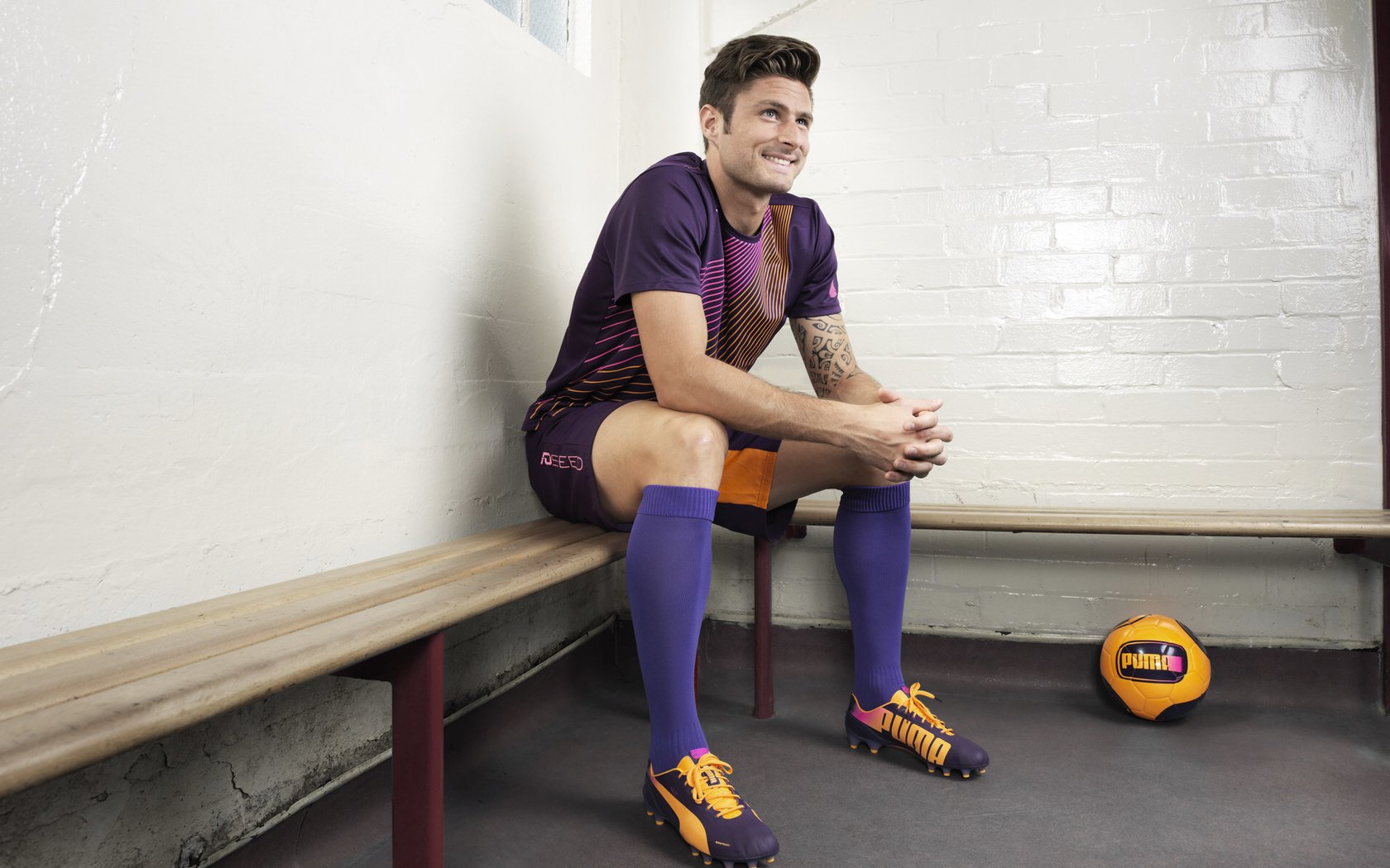 乌克兰铁血对阵巴黎艺术,凯塞多赛后评分拉满的背后