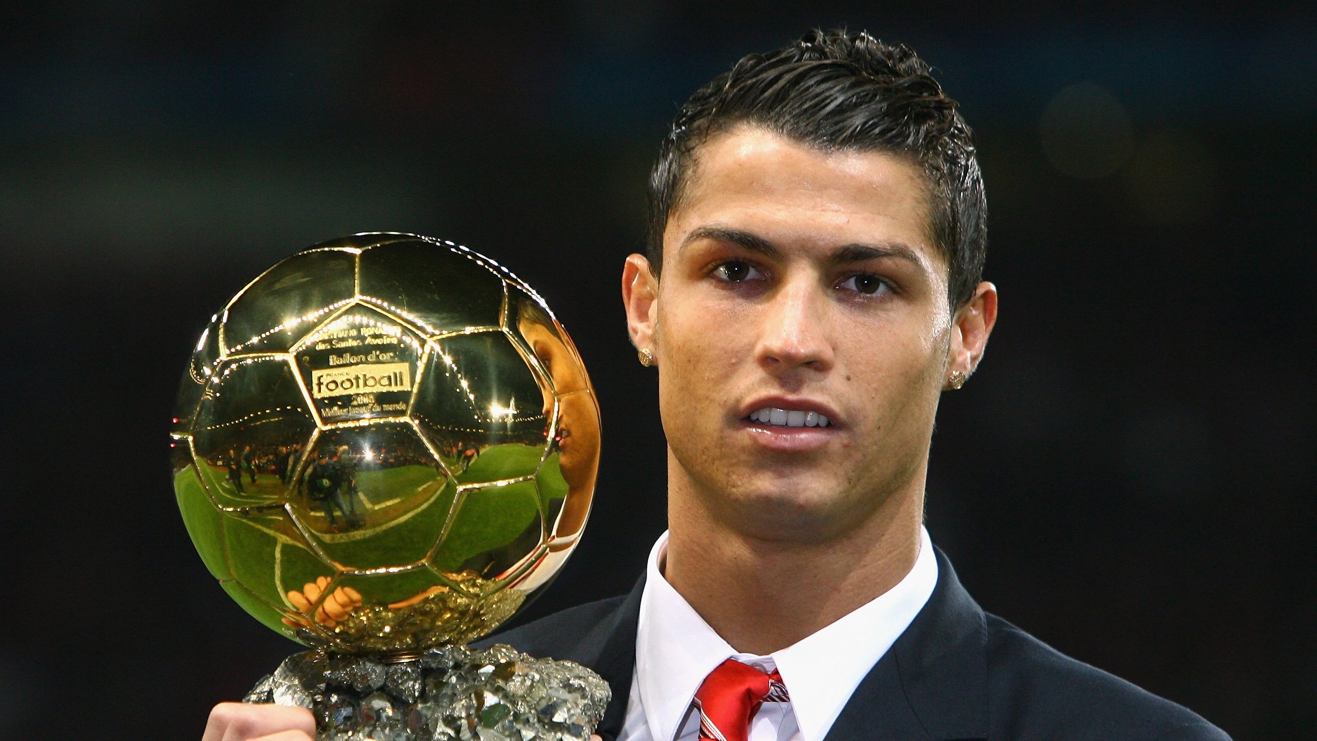 法网鏖战与拉沃尔杯，德约科维奇状态火热的双重奏